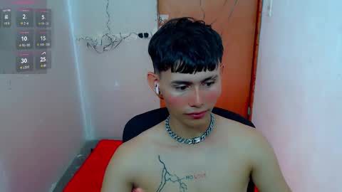 Snapshot of tanjiro_cute chatting on October 30, 10:38 am Andres online show from October 30, 10:38 am