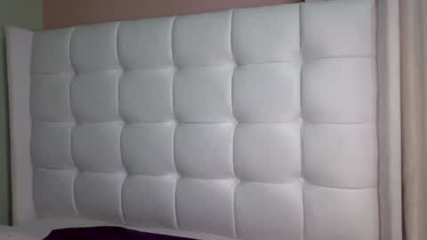 tania online show from December 27, 8:39 pm