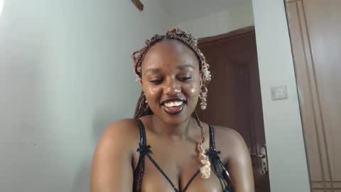 Snapshot of tannia004 chatting on November 9, 9:13 pm tania online show from November 9, 9:13 pm