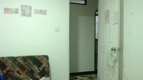 Angeline  Follow  online show from April 14, 10:38 pm