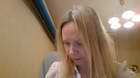 tanystar online show from December 3, 3:54 pm