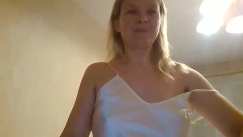 tanystar online show from December 17, 9:43 pm