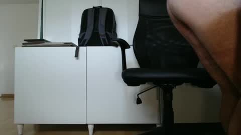 Snapshot of tap_b chatting on September 28, 9:03 am Patrick online show from September 28, 9:03 am