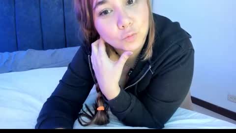 Snapshot of tara__ chatting on November 30, 12:36 am tara__ online show from November 30, 12:36 am