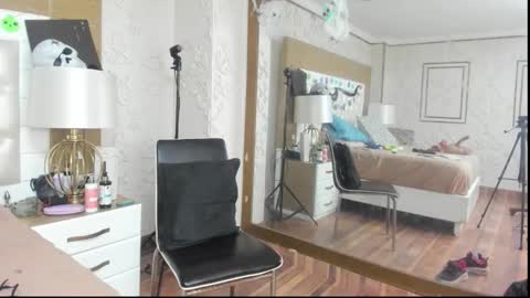 Tara online show from November 2, 1:41 am