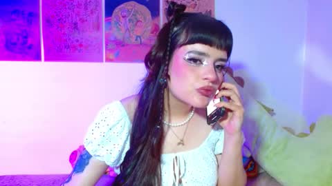 Snapshot of tara_hs chatting on March 28, 2:44 am online show from March 28, 2:44 am