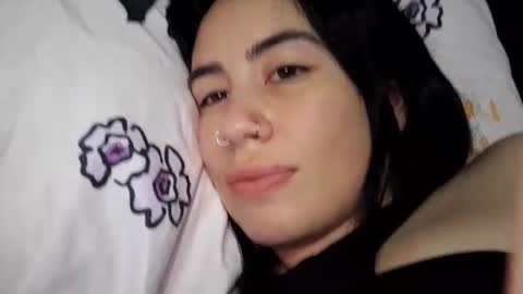 Snapshot of tara_joi chatting on January 15, 2:27 am Tara online show from January 15, 2:27 am