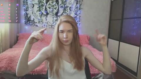 Snapshot of tarantino_girl chatting on November 15, 6:22 am Vetta online show from November 15, 6:22 am