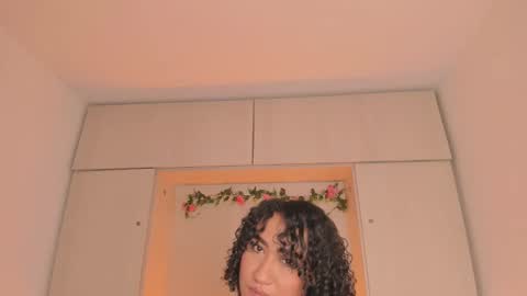  T A R A  online show from October 10, 4:22 am