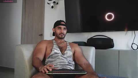 Tarek online show from November 7, 3:56 pm