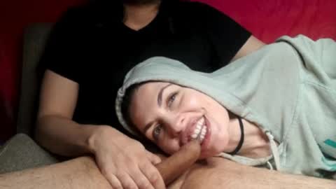 T  J   online show from December 4, 9:40 am