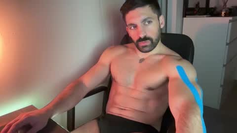 tarquit8 online show from February 12, 9:54 pm