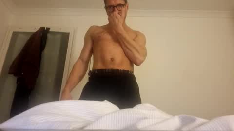 Snapshot of tartankingofscots chatting on December 1, 8:14 pm tartankingofscots online show from December 1, 8:14 pm