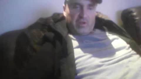 Snapshot of tarzeny77 chatting on March 9, 2:29 am tarzeny77 online show from March 9, 2:29 am