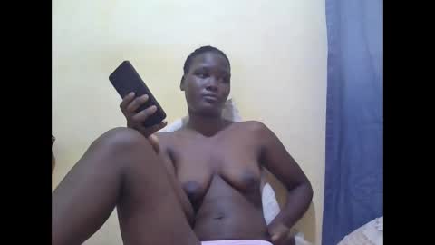 tashacute20 online show from April 11, 7:51 pm