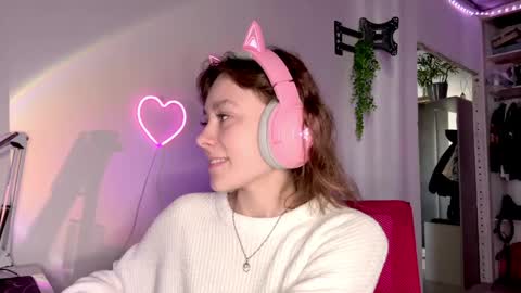 Darlin online show from May 12, 10:07 pm