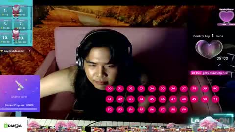 Snapshot of tashakai chatting on November 17, 6:03 pm TashaKai online show from November 17, 6:03 pm