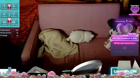 Snapshot of tashakai chatting on January 11, 12:43 pm TashaKai online show from January 11, 12:43 pm