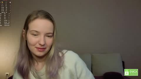 Snapshot of tashinapetitto chatting on April 20, 7:44 am Your Ressie online show from April 20, 7:44 am