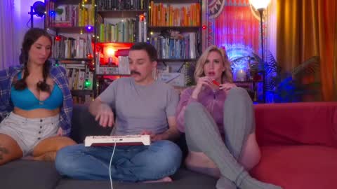 Vivian  Clark online show from March 1, 4:31 pm