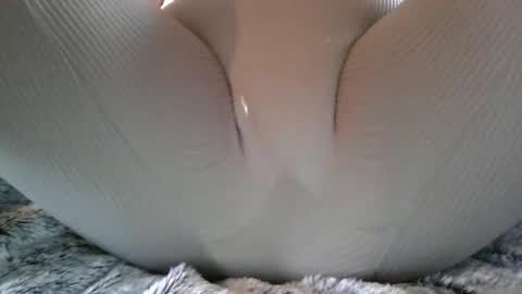 Snapshot of tasteofdreams13 chatting on November 20, 1:11 pm Emily Dan online show from November 20, 1:11 pm