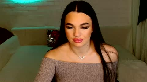 Snapshot of tasty_babyy chatting on December 2, 6:10 pm tasty_babyy online show from December 2, 6:10 pm