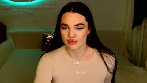 Snapshot of tasty_babyy chatting on January 12, 7:53 pm tasty_babyy online show from January 12, 7:53 pm