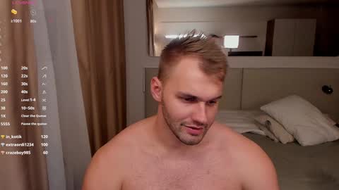 Snapshot of tasty_justin chatting on December 30, 10:01 pm My shows 2100500 UTC3 online show from December 30, 10:01 pm