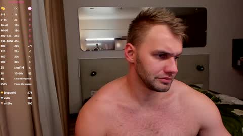 Snapshot of tasty_justin chatting on January 11, 4:38 am My shows 2100500 UTC3 online show from January 11, 4:38 am