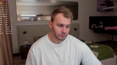 Snapshot of tasty_justin chatting on January 21, 2:33 am My shows 2100500 UTC3 online show from January 21, 2:33 am