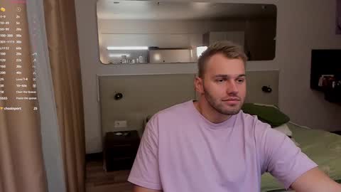 Snapshot of tasty_justin chatting on February 10, 5:03 am My shows 2100500 UTC3 online show from February 10, 5:03 am