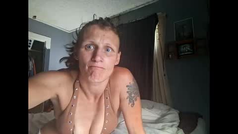 tastypeach6989 online show from June 10, 8:41 pm