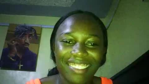 Snapshot of tat493864 chatting on October 30, 9:15 pm tat493864 online show from October 30, 9:15 pm