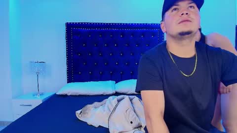 Tata and Damian  online show from April 14, 3:34 am