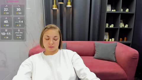 Snapshot of tataflower chatting on December 2, 8:33 pm Tata online show from December 2, 8:33 pm