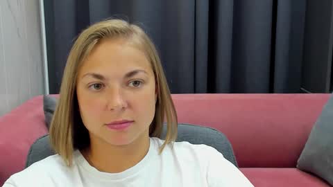 Snapshot of tataflower chatting on October 4, 8:51 pm Tata online show from October 4, 8:51 pm