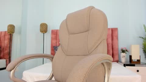 Tati Saldarriaga online show from March 2, 4:14 pm