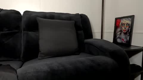 Snapshot of tatiana365524 chatting on October 12, 8:57 am Tatiana online show from October 12, 8:57 am