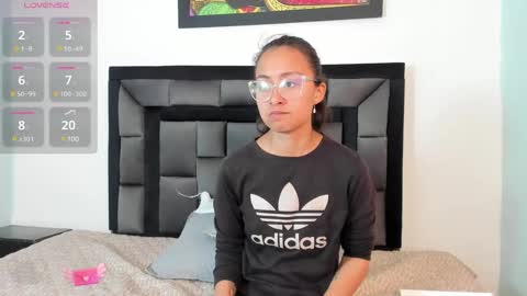 Tati online show from December 17, 1:38 pm