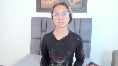 Snapshot of tatiana_valencia chatting on May 24, 12:54 pm Tati online show from May 24, 12:54 pm