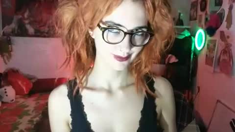 Snapshot of tatianaromanova chatting on June 3, 9:31 pm Tatiana online show from June 3, 9:31 pm
