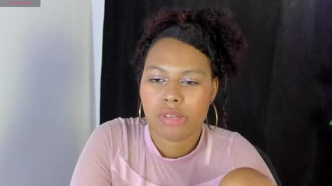 Snapshot of tatianasquirthot chatting on April 24, 9:17 pm tatianasquirthot online show from April 24, 9:17 pm