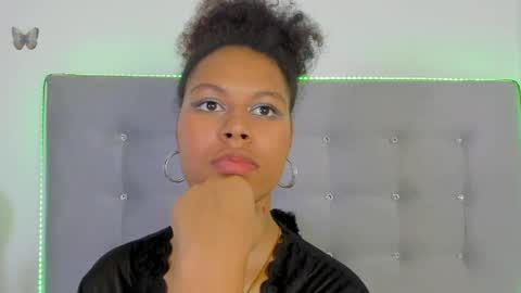 Snapshot of tatianasquirthot chatting on May 19, 1:56 am tatianasquirthot online show from May 19, 1:56 am
