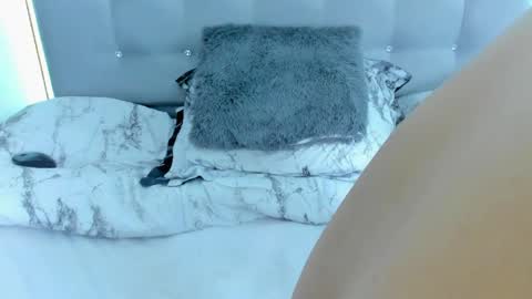 Snapshot of tatianasquirthot chatting on May 29, 7:34 pm tatianasquirthot online show from May 29, 7:34 pm