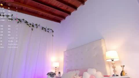 Snapshot of tatikiss_ chatting on September 18, 11:34 am Tatiana independent girl online show from September 18, 11:34 am