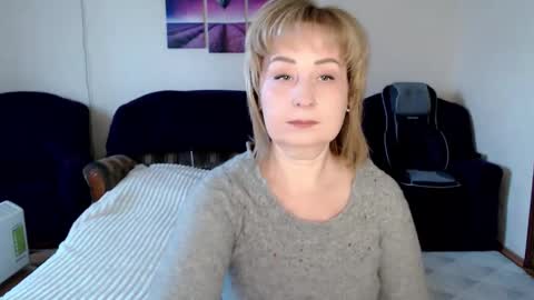 Snapshot of tattease chatting on February 4, 12:55 pm Tattease online show from February 4, 12:55 pm