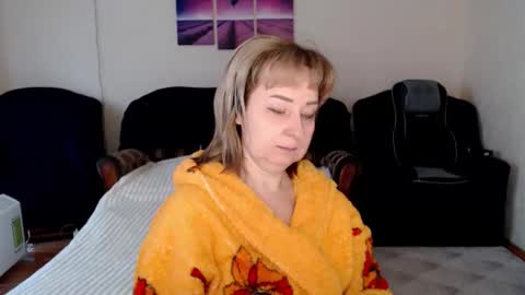 Snapshot of tattease chatting on February 16, 6:31 am Tattease online show from February 16, 6:31 am