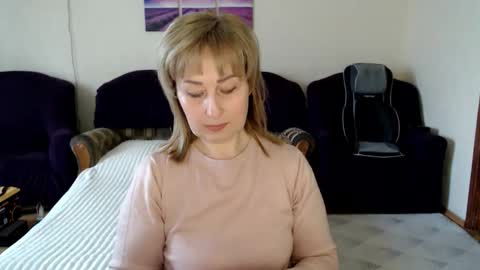 Snapshot of tattease chatting on May 1, 12:10 pm Tattease online show from May 1, 12:10 pm