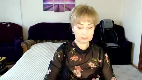 Snapshot of tattease chatting on May 6, 11:59 am Tattease online show from May 6, 11:59 am