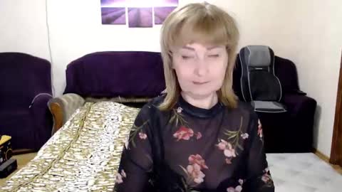 Snapshot of tattease chatting on May 20, 5:08 pm Tattease online show from May 20, 5:08 pm
